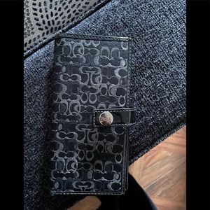 Black coach  thin wallet